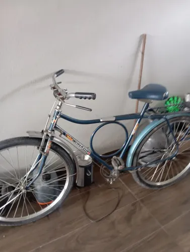 Bicicleta antiga monark 83