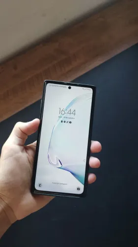 Note 10 plus