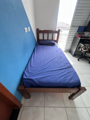 Cama de solteiro madeira