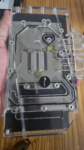 Waterblock GPU Bykski Sapphire RX 6600 XT A-RGB + Backplate