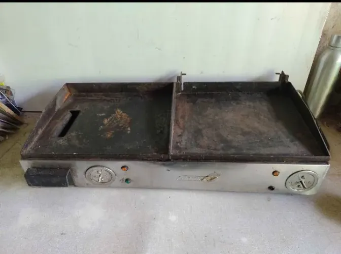Pedal e Roldana da máquina de costura Singer Aranha para decoração