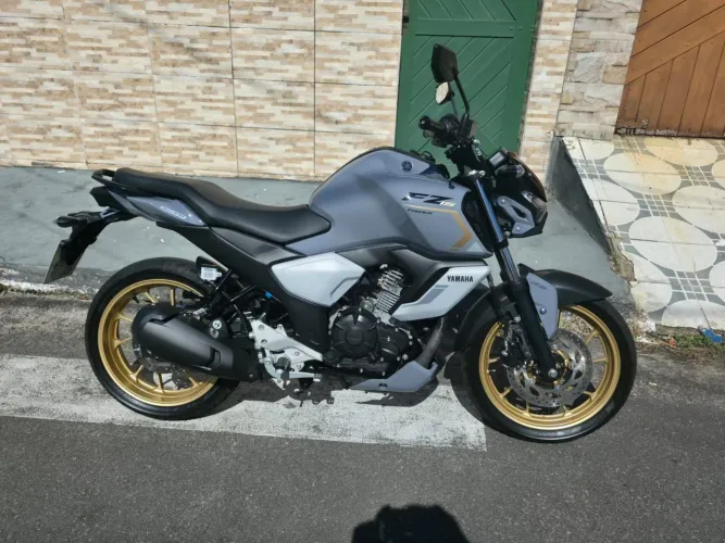 Moto nova 400 km