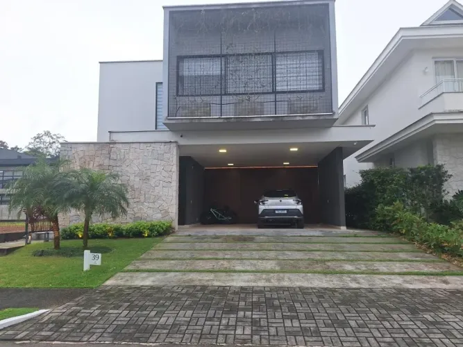 CASA EM CONDOMÍNIO no VILA NOVA com 4 quartos para LOCAÇÃO, 360 m²