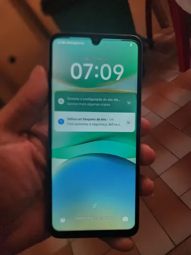 Vendo celular redmi A5 aparelho muito novo