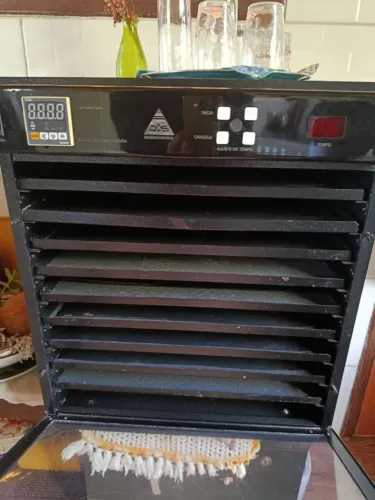 Desidratadora DAS Elétrica e digital com 9 bandejas (220 v)