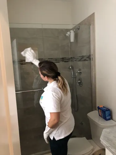Vaga para Folguista com disponibilidade para dormir no local. LEIA O ANÚNCIO