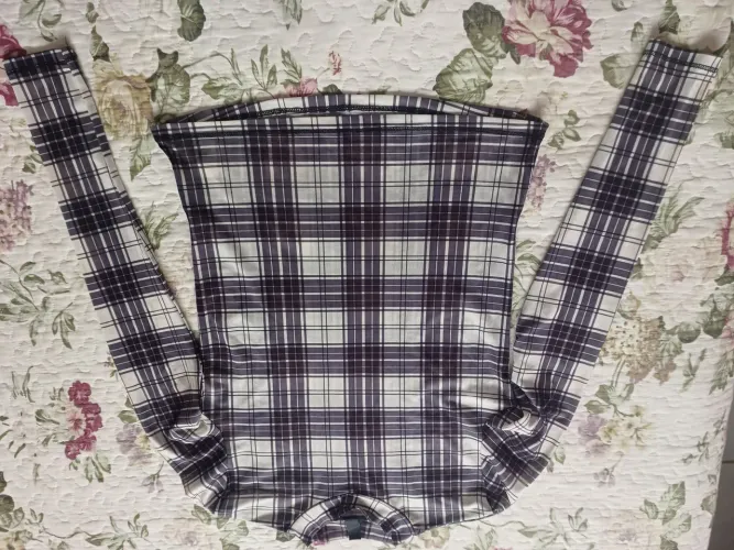Blusa xadrez  com transparência 