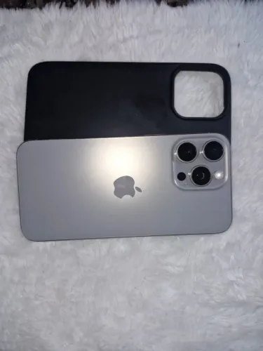 iPhone 15 pro max prata 