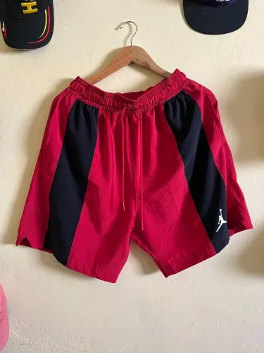 Bermuda jordan dri-fit vermelha M