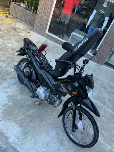 Veículo de correria algumas avarias nas caranegem