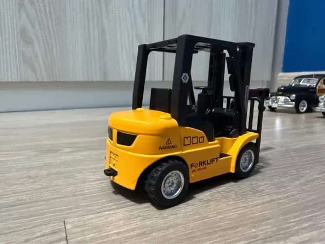 Miniatura de Empilhadeira