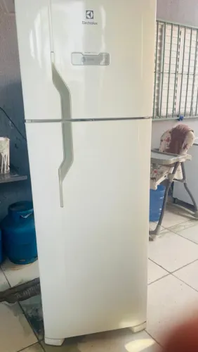 Geladeira electrolux Frost free