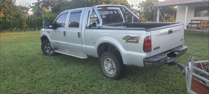 Ford F-250 XLT 3.9 4X2 CD TB Diesel 2009