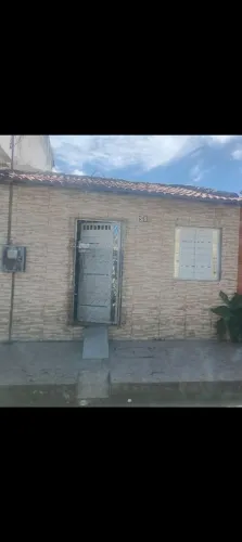 Avenida Santa Gleide- bairro olaria . rua: Joana Calixta dos santos fontes.