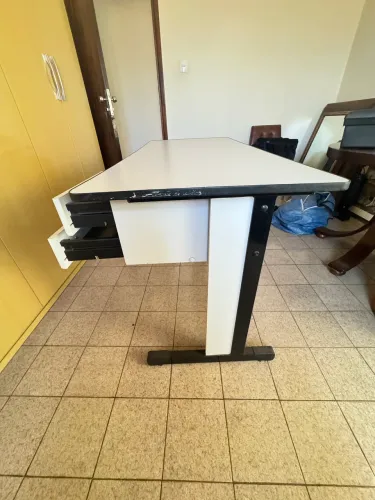 Mesa escritório 