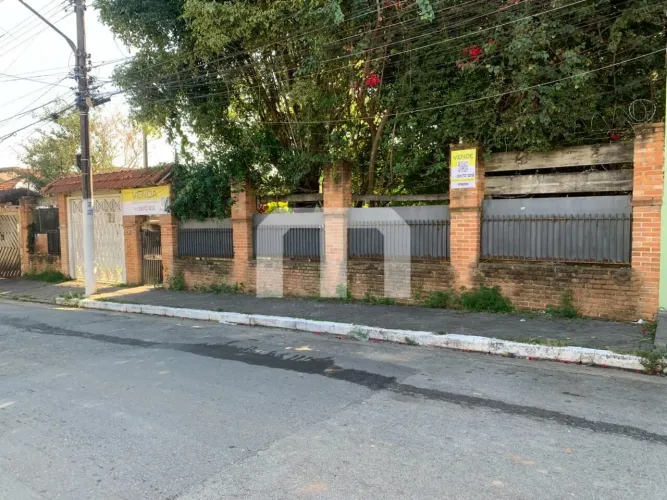 Terreno para locação 18x40 720,00 m² próximo a Universidade Cruzeiro do Sul