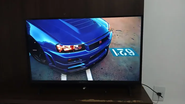 Vendo TV smart LG seminovo sem nenhum detalhe 3 meses de uso somente