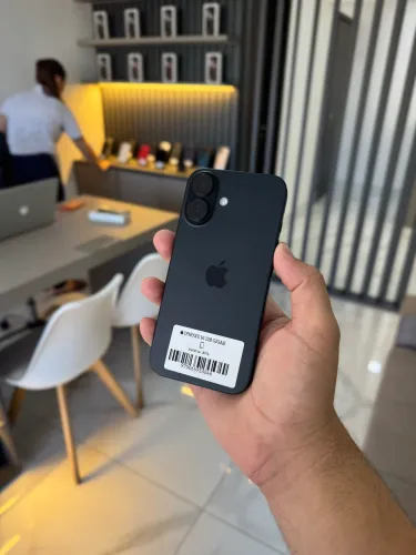iPhone 16 128 gigas semi novos 