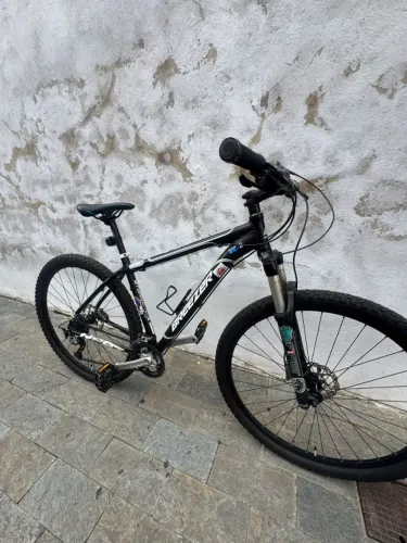 Bicicleta MTB - Tam M - 27 velocidades freio hidraulico - kit alivio