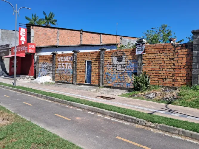 Imóvel para venda possui 600 metros quadrados com 3 quartos em Castanheira - Belém - PA