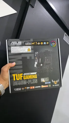 Nova lacrada Placa Mãe Asus Tuf Gaming B550m-plus Ddr4 AMD Am4 mATX RGB