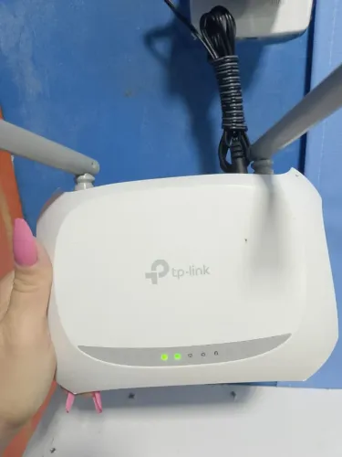 Roteador Wi-Fi 300mbps 2 antenas TpLink repetidor