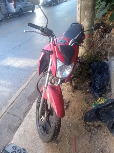 Titan 160 vermelha completa