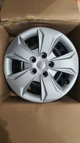 Jogo 4 Rodas de Ferro com Calota Hyundai Original Aro 16