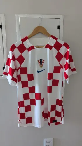 Camisa Seleção Croácia 2022 - Versão Torcedor Tamanho M