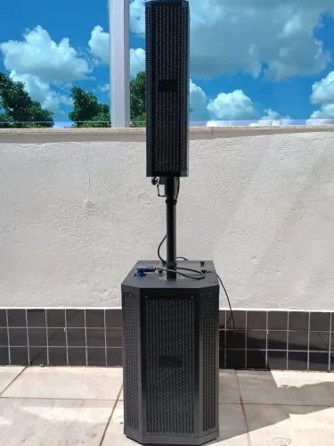 Caixa de som Frahm  GRT 12 DSP 800 W RMS  Entrada USB, BT 