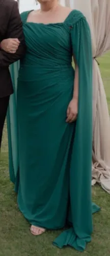 Vestido Mãe de Noiva Verde Esmeralda - Tam. 44/46 