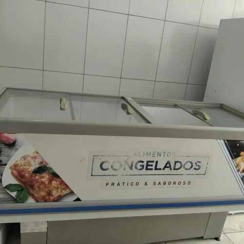 Ilha para Congelados/Resfriados 1,90m Vidro Reto GESV-190R BR Branca Gelopar