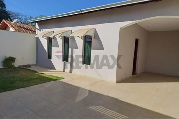 Casa Charmosa p/ Aluguel no Jardim Presidente!