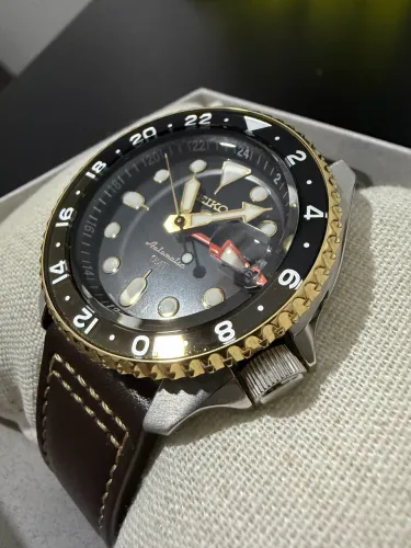 SEIKO gmt SSK036