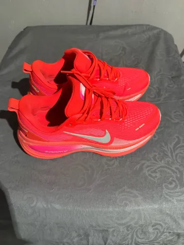 Tênis Vomero da Nike para corrida de longa distância