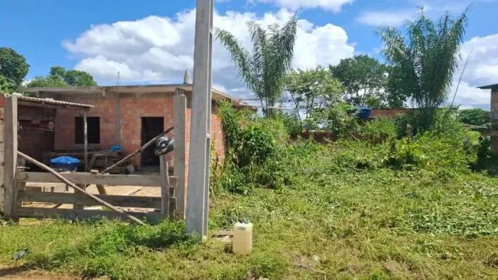 Vende-se terreno a 10 mnts da ponte rio negro No ramal universitário Entrada para cháca
