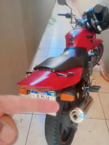 Ótima moto