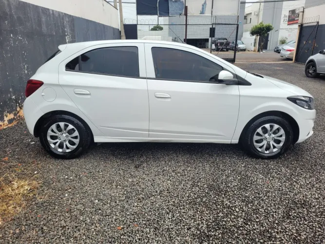 Chevrolet Onix Hatch LT 1.0 8V Flex Mec. 4P 2019
