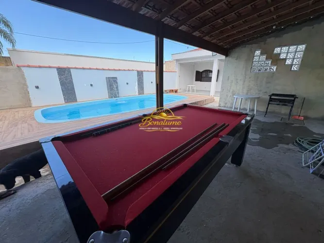 Casa á venda com piscina 8x4 em Itanhaém lado praia 700m do mar.