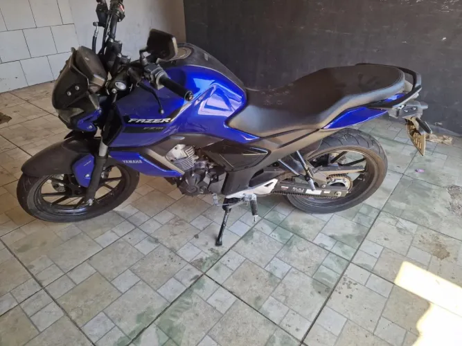 Fz15 azul 