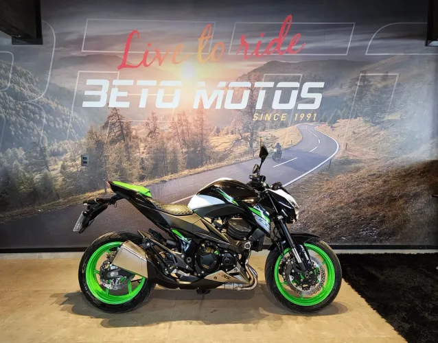 KAWASAKI Z-800