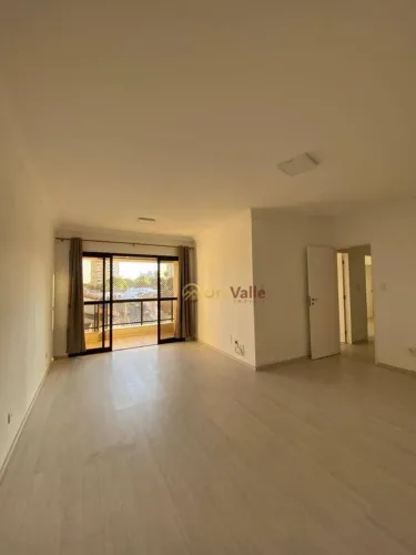 Apartamento com 3 dormitórios para alugar, 110 m² por R$ 3.547,22/mês - Residencial Dalla 