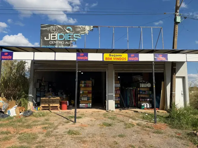 loja comercial, lote 100m², loja de 100m², com banheiro, alugada por R$1.000