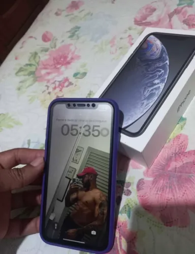 iPhone XR 64 Preto