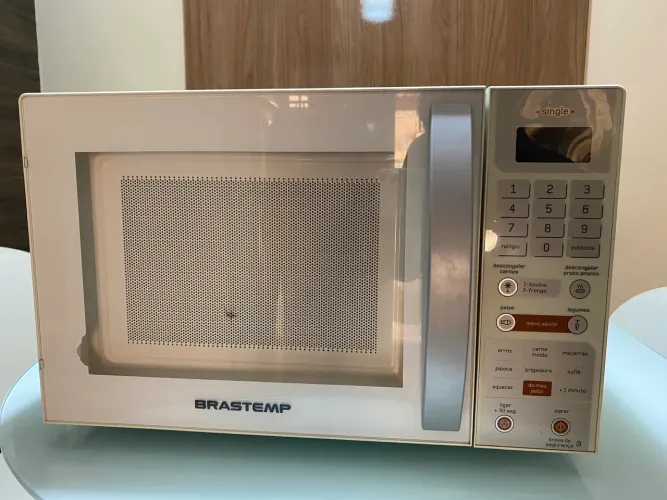 Microondas COM DEFEITO 