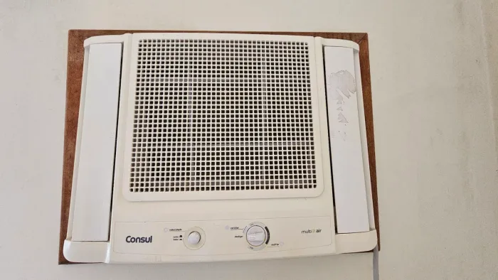 Ar condicionado 7500 btus (com caixonete)