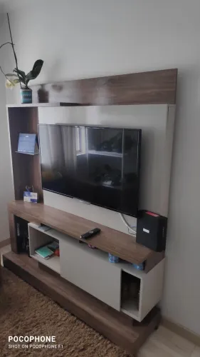 TV SMART PHILIPS 43" com estante painel R$ 1.190,00