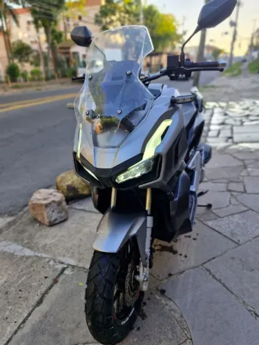 HONDA ADV 150 PRATA 2023/2023 - ABS DIANTEIRO + DISCO TRASEIRO<br>36.000 KM - PLACA MERCOSUL