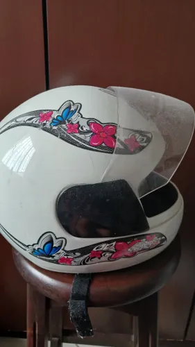 Capacete
