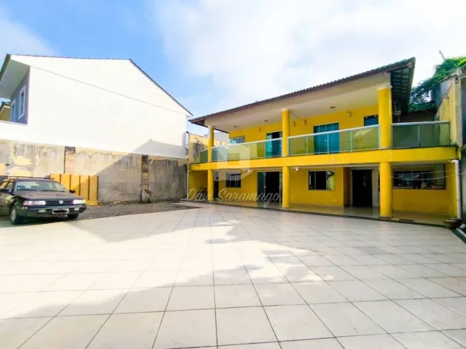 Casa 4 Quartos à Venda no Engenho do Mato